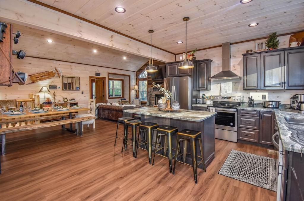 Nordic Mountain Modern Lodge - Family Friendly Luxury Cabin In Walden'S Ridge Sevierville Bagian luar foto